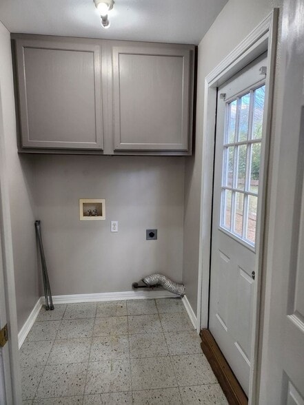 Building Photo - 13339 Vermont St