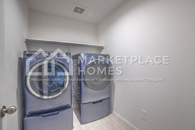 Building Photo - 10660 Aspiration Ln SW