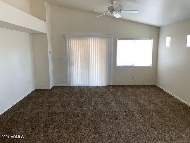 Building Photo - 6005 S 15th Dr