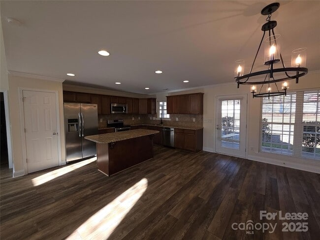 Building Photo - 1682 Lane Rd