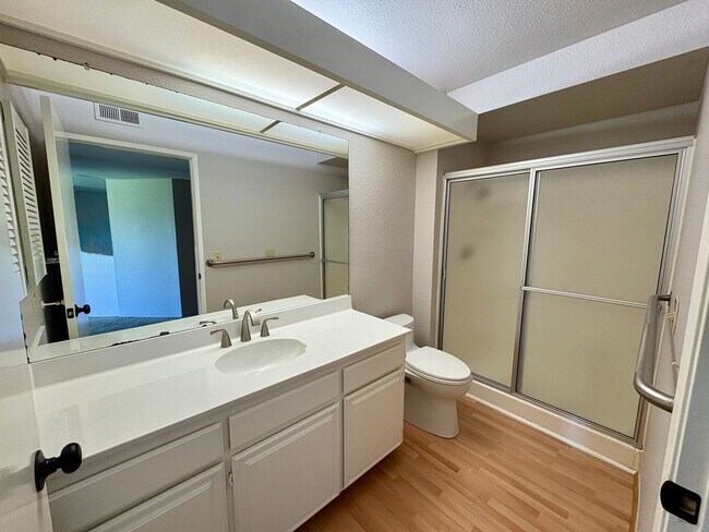 Building Photo - Vibrant 55+ Community With Exceptional Ame...