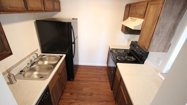 Building Photo - Slick Rock Apartments