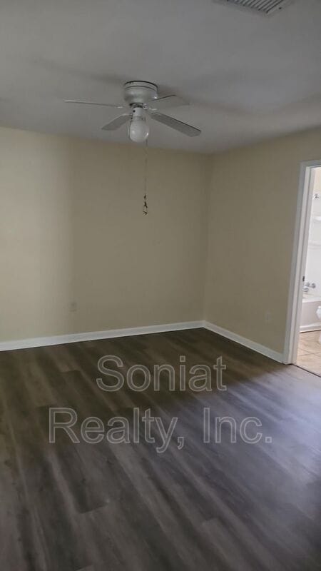 Building Photo - 9300 Hayne Blvd