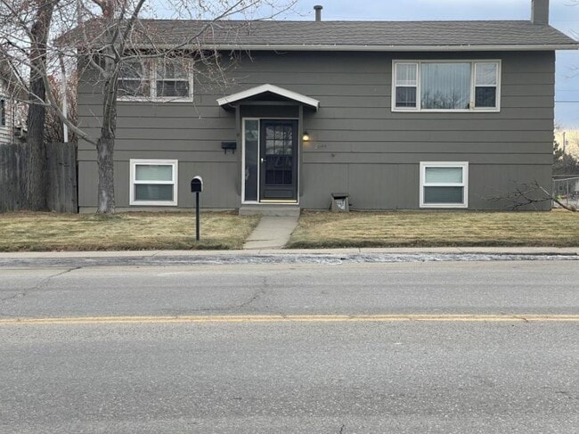 Primary Photo - 4 bedroom in Billings MT 59102