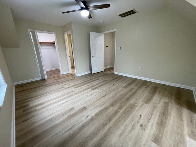 Building Photo - Incredible, newly renovated 3 br 3.5 ba Ca...