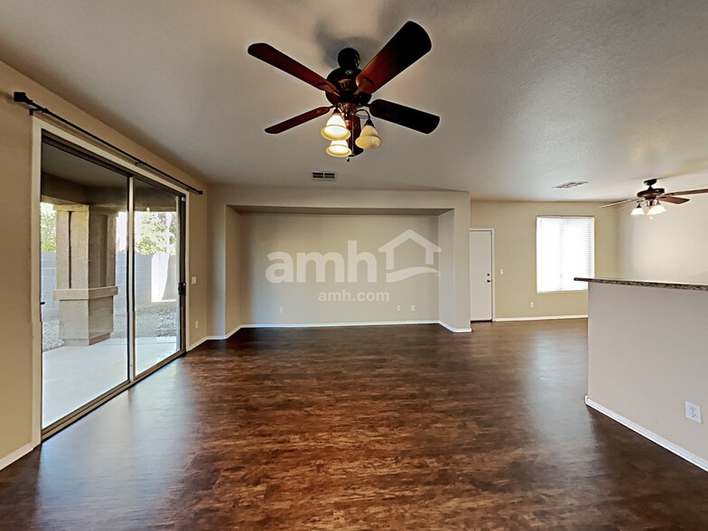 Building Photo - 3880 E Kesler Ln