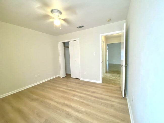 Building Photo - 15 Tremont Woods Ct