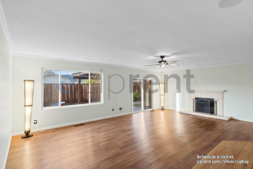 Building Photo - 325 Copco Ln