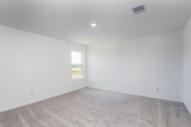 Building Photo - 640 Magnolia Creek Dr