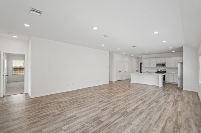Building Photo - 5403 Still Mdw Ln