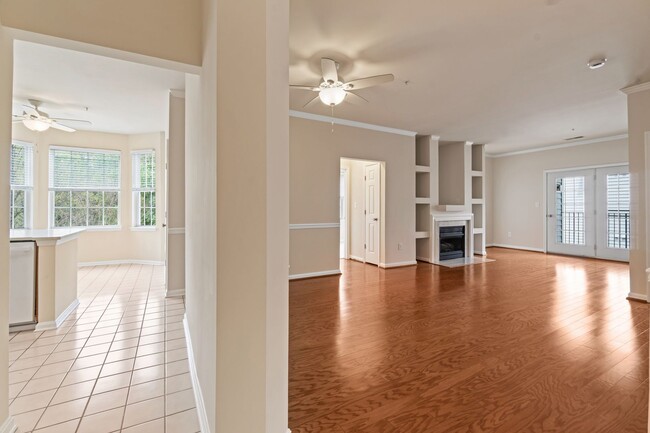 Building Photo - 3 bedroom CONDO in Annapolis.