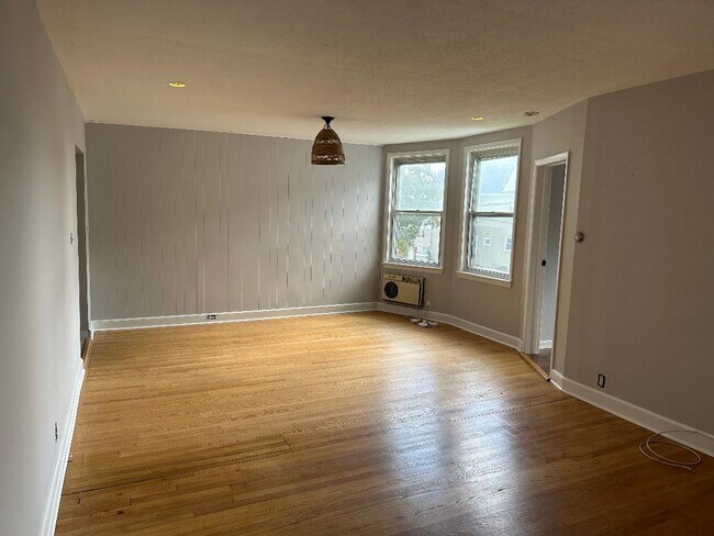 Dinning Area - 52 High St