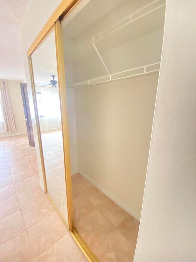 Building Photo - 6729 NW 29th Way