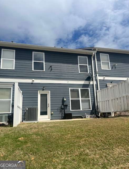 Building Photo - 6283 Shoreview Cir