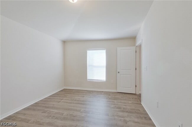 Building Photo - 9120 Aegean Cir