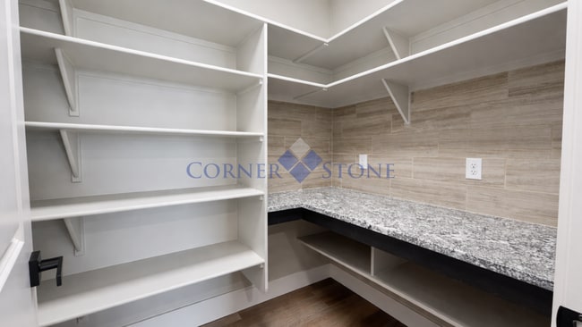 Building Photo - Brand New Duplex in Meridian!