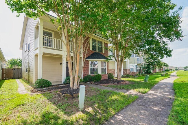 Building Photo - 21815 Grassy Hill Ln