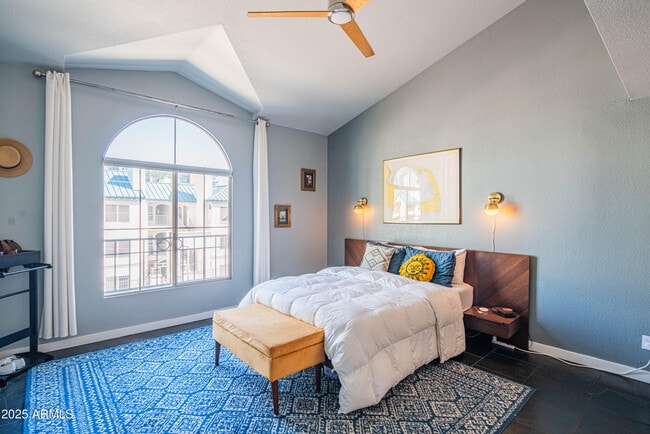 Building Photo - 100 E Fillmore St