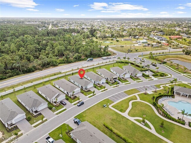 Building Photo - 1150 Brooklands Dr