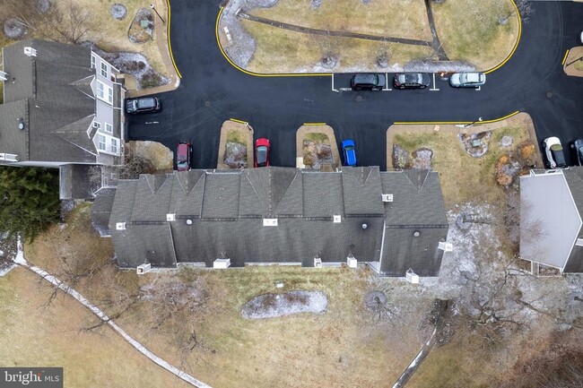 Building Photo - 117 N Barrow Pl