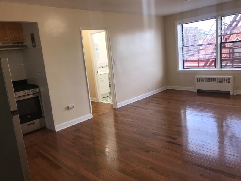 Building Photo - 1104 Palisade Ave