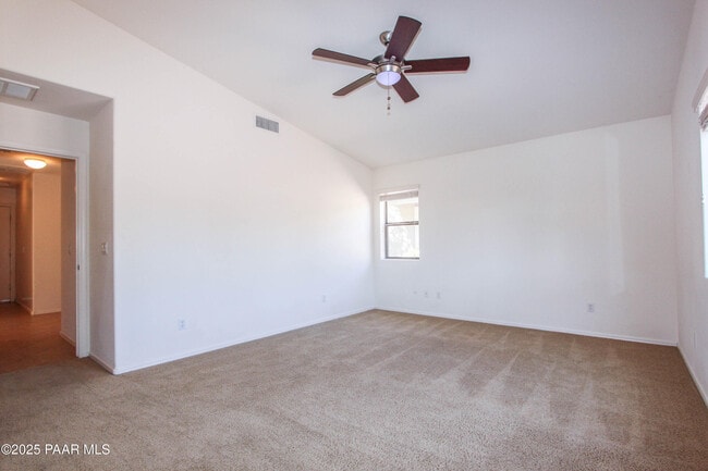 Building Photo - 1450 Taft Ave
