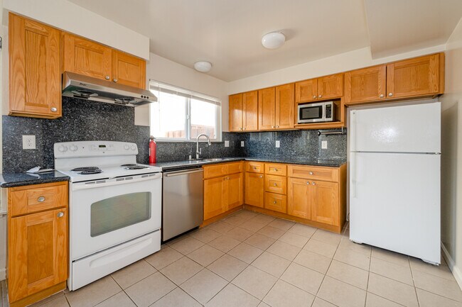 Building Photo - 1034 Shoal Dr