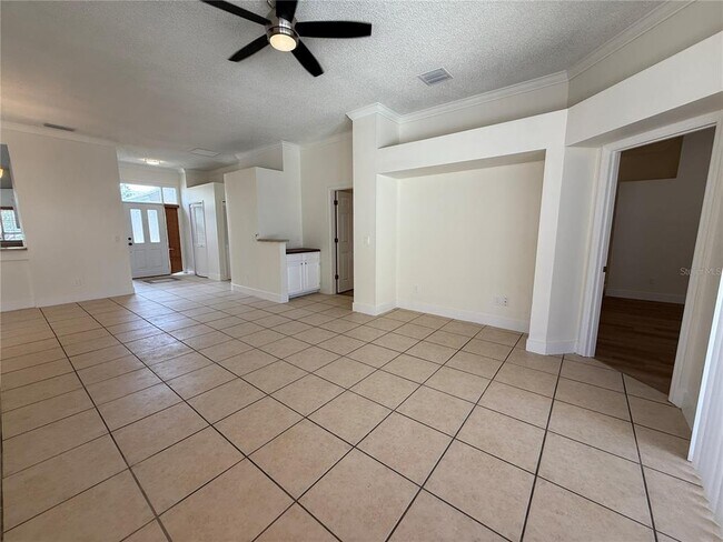 Building Photo - 14457 Mandolin Dr