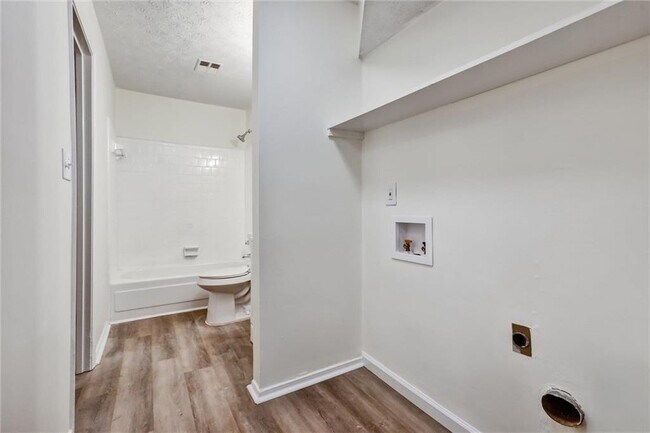 Building Photo - 4371 Springwood Terrace