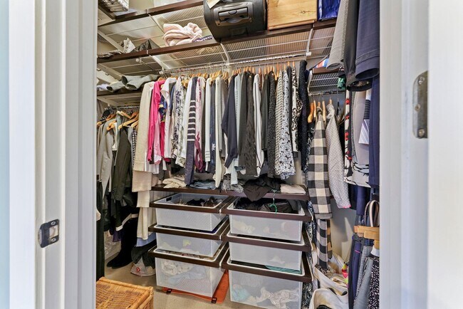 Building Photo - 783 Morton St NW