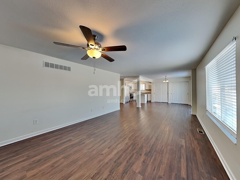 Building Photo - 5505 Windsor Ct