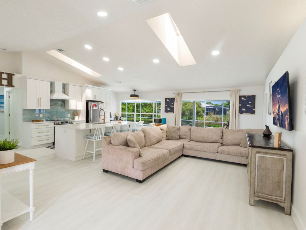 Building Photo - 1123 Hollow Oak Ct