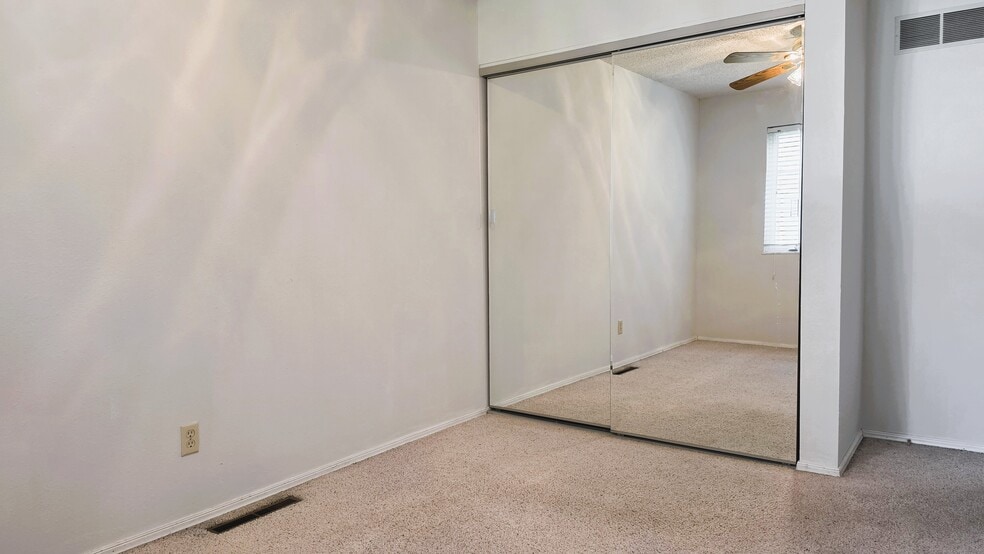 Building Photo - 3013 Barrybrook Ct