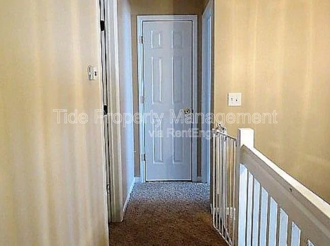 Building Photo - 1100 Elm Hall Cir