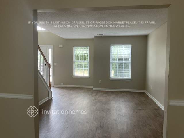 Building Photo - 3260 Timber Ridge