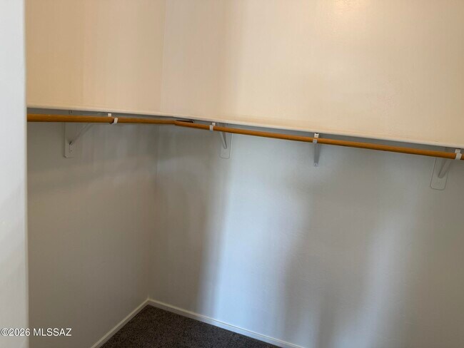 Building Photo - 2028 E River Rd