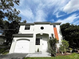 Building Photo - 9832 NW 9th Ct