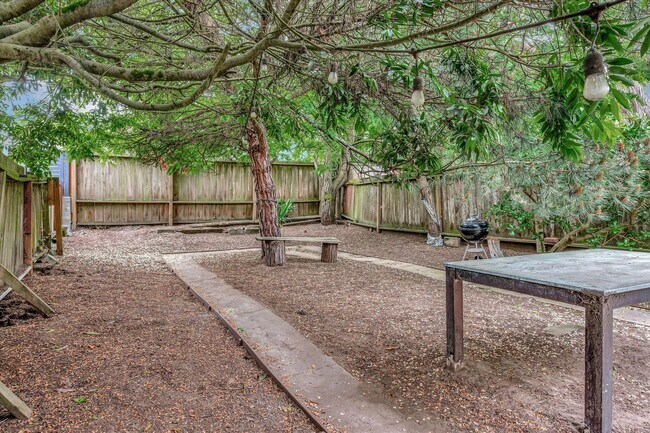 Building Photo - 12th Ave 1340-1342