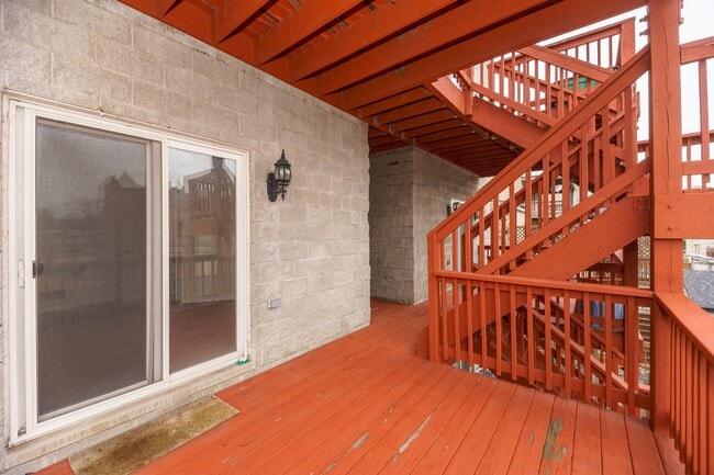 Building Photo - 4433 S Calumet Ave