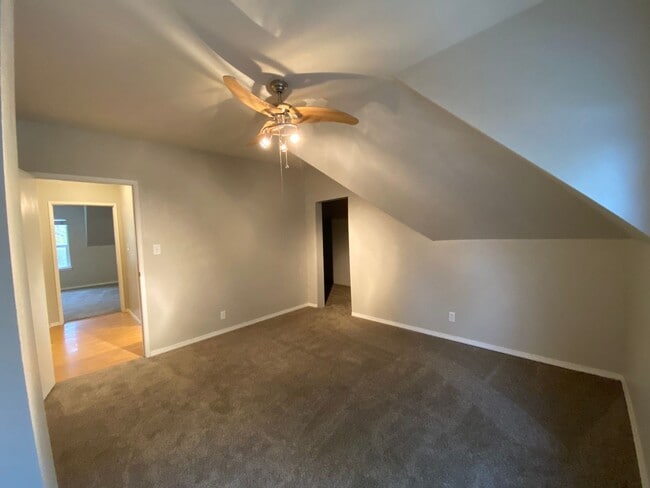 Building Photo - Beautifully Updated South Hill Home in Spo...