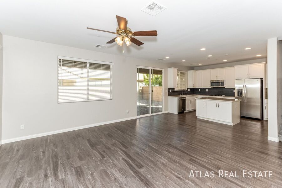 Building Photo - 361 Mezzaforte St