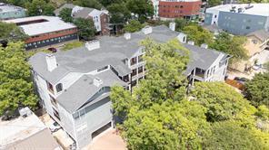 Building Photo - 2901 San Jacinto Blvd