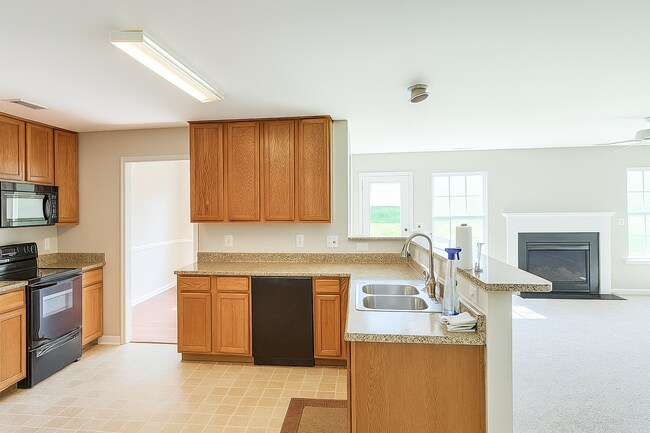 Building Photo - Beautiful 3 Bedroom, 2.5 Bath Home with Lo...
