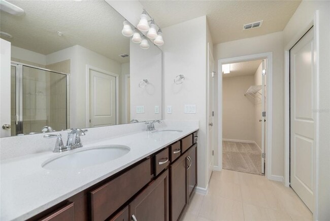 Building Photo - The perfect home waiting for you!