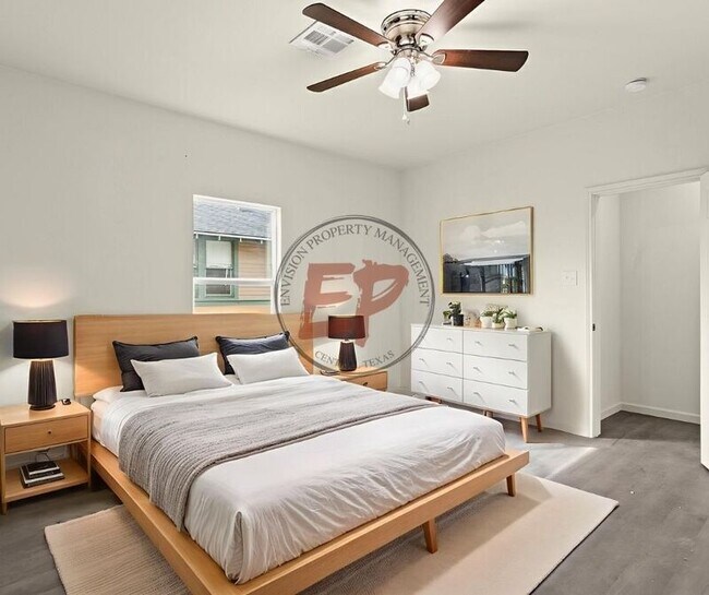 Building Photo - 2208 Gorman Ave