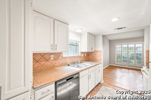 Building Photo - 5127 Alderton St
