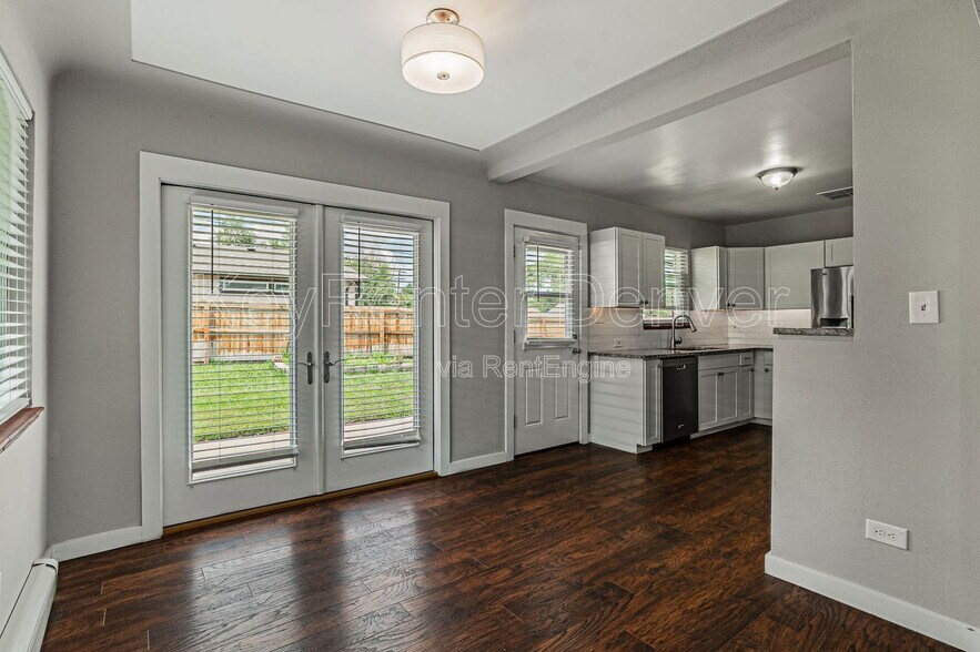 Building Photo - 201 S Meade St