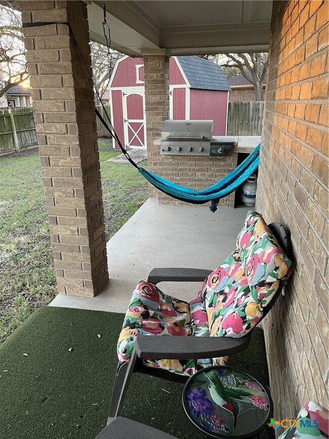 Building Photo - 5504 Eldie Ct