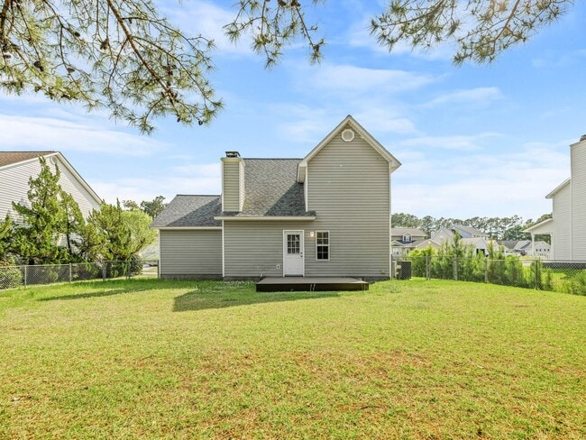 Building Photo - Aragona Village