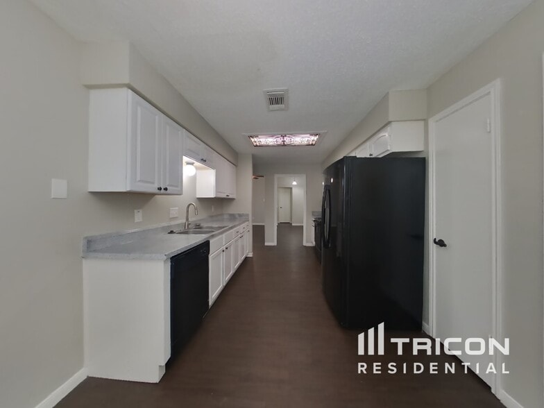 Building Photo - 17314 Glenhew Rd